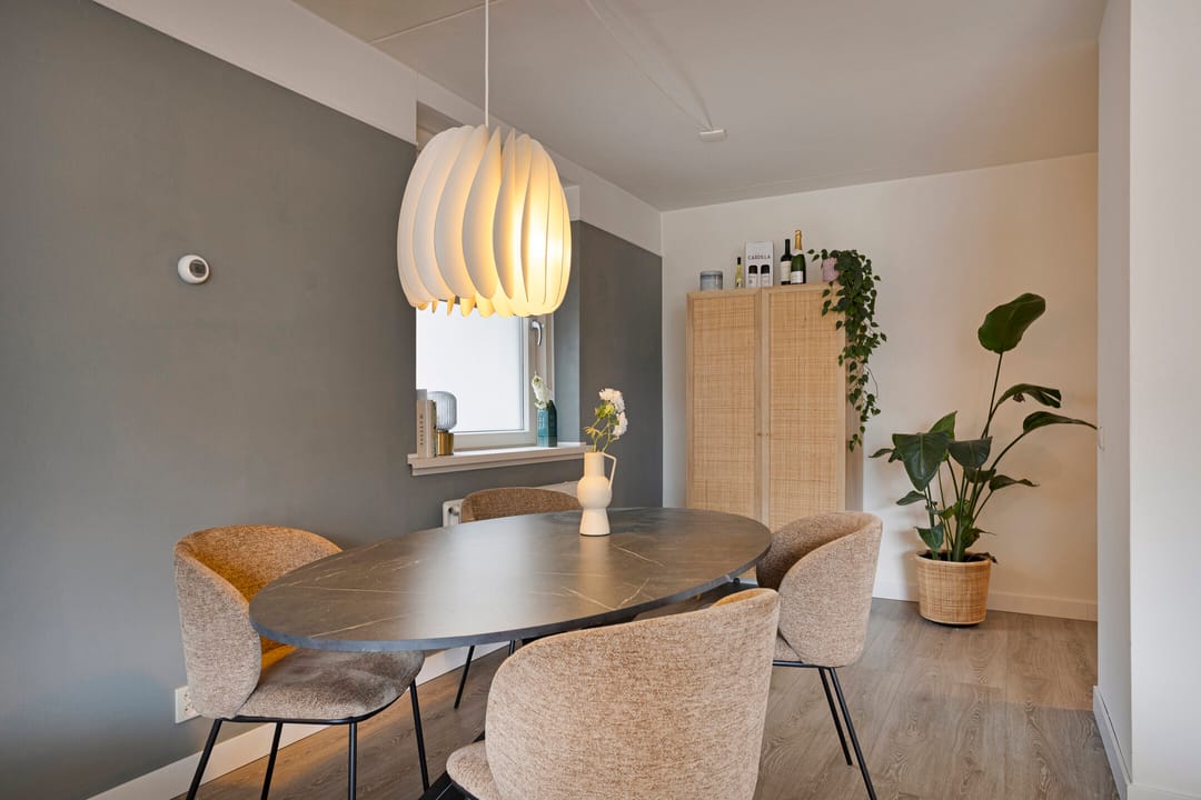 City Center Living with Panoramic Views — 9
