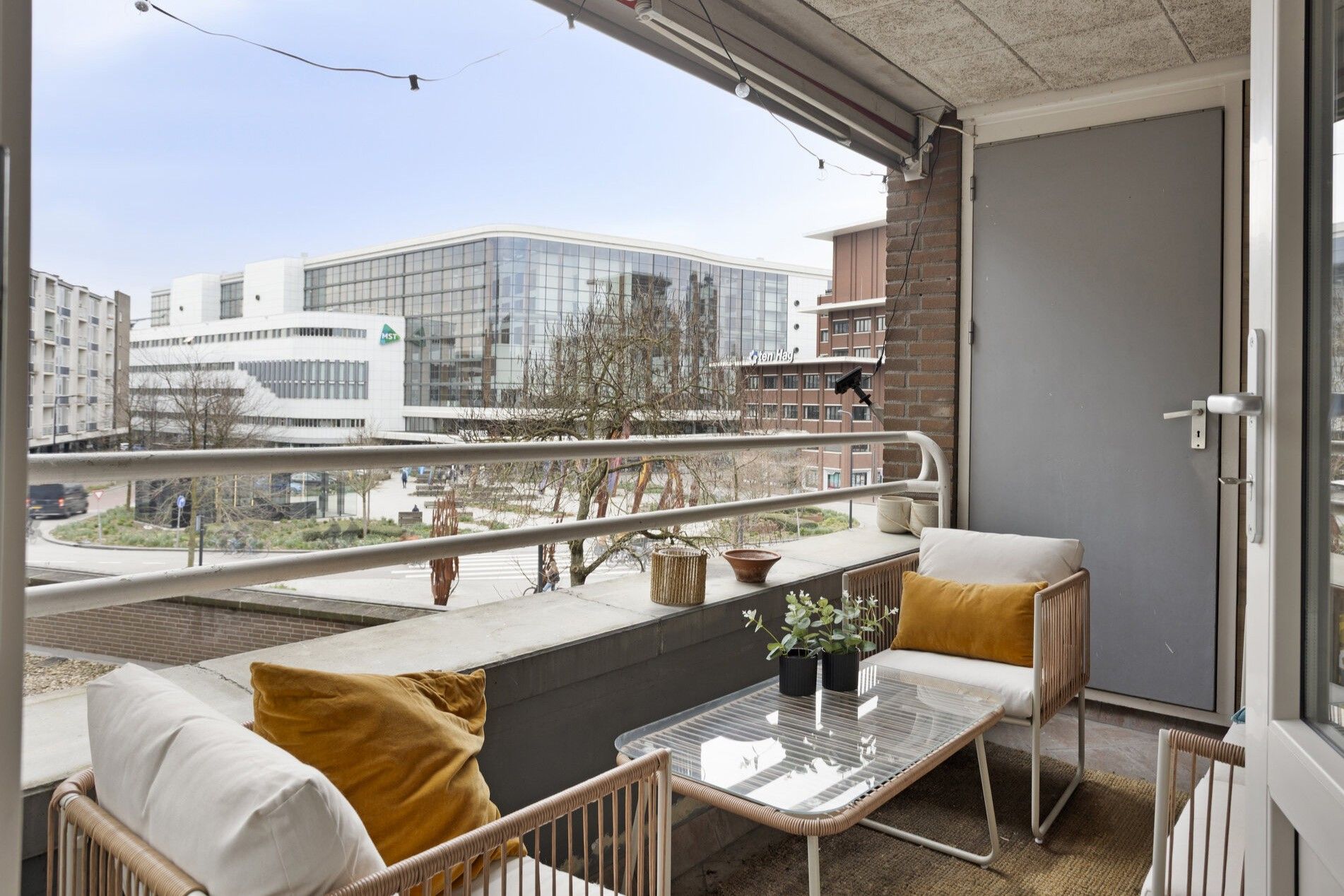 City Center Living with Panoramic Views — 16