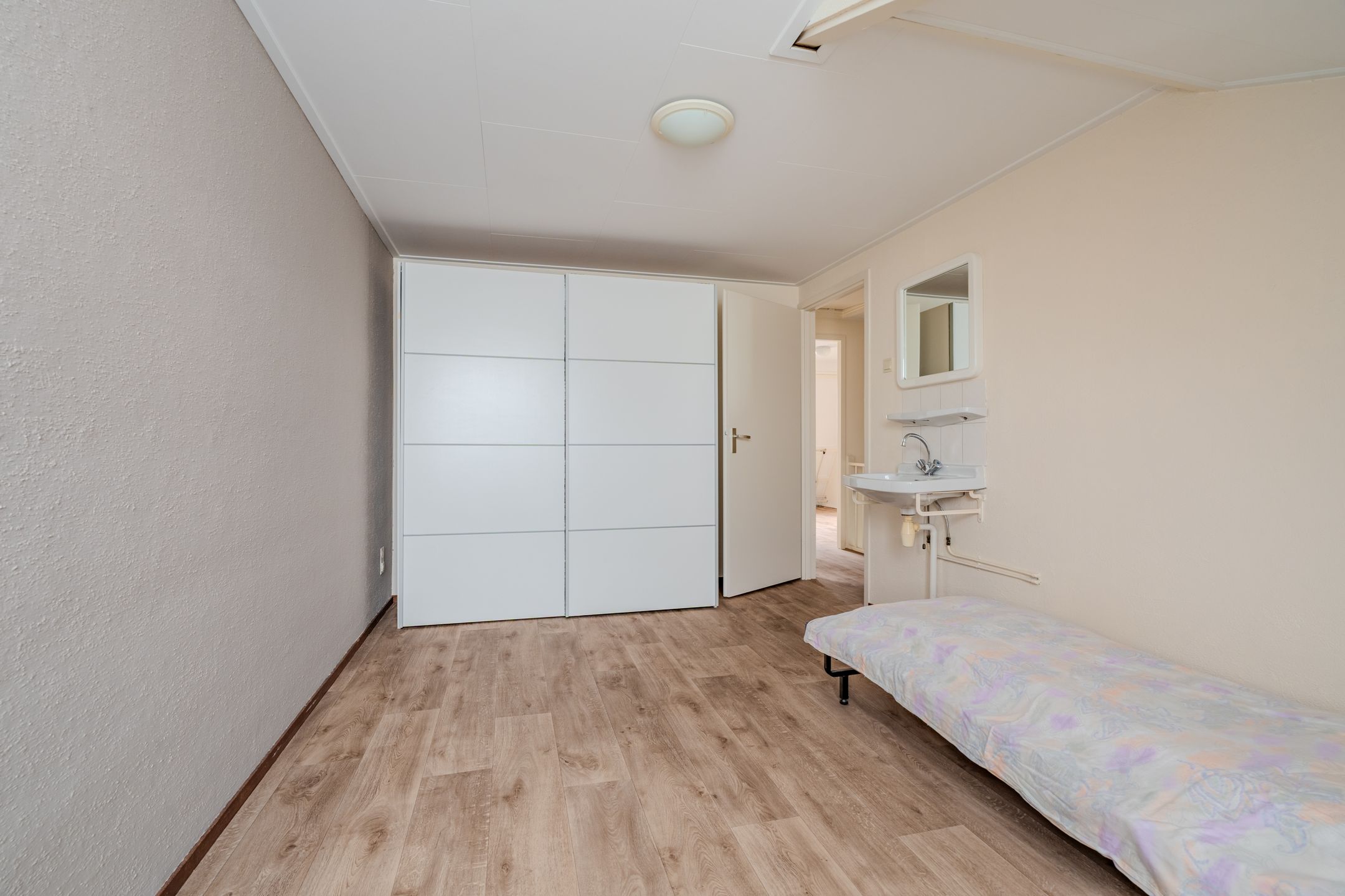 Photo 24 of Rensel 67
