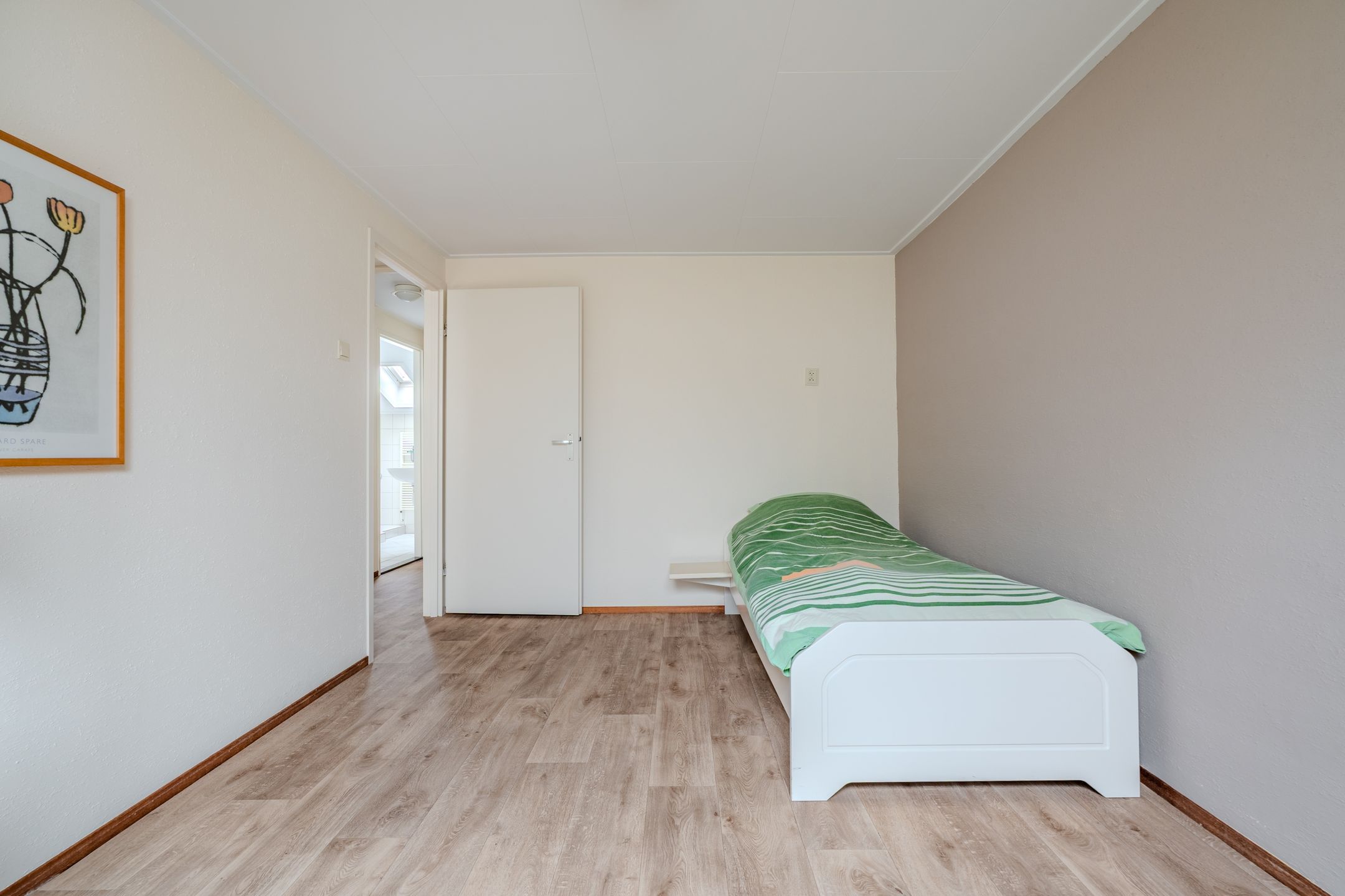 Photo 27 of Rensel 67