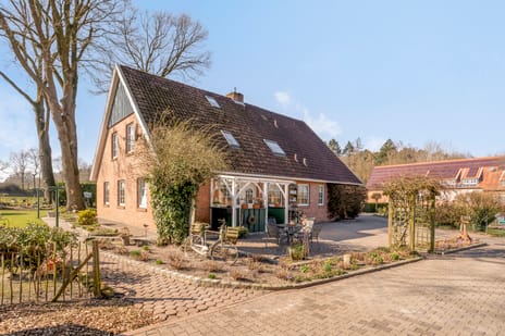 Kreisstraße 12 tertiary image