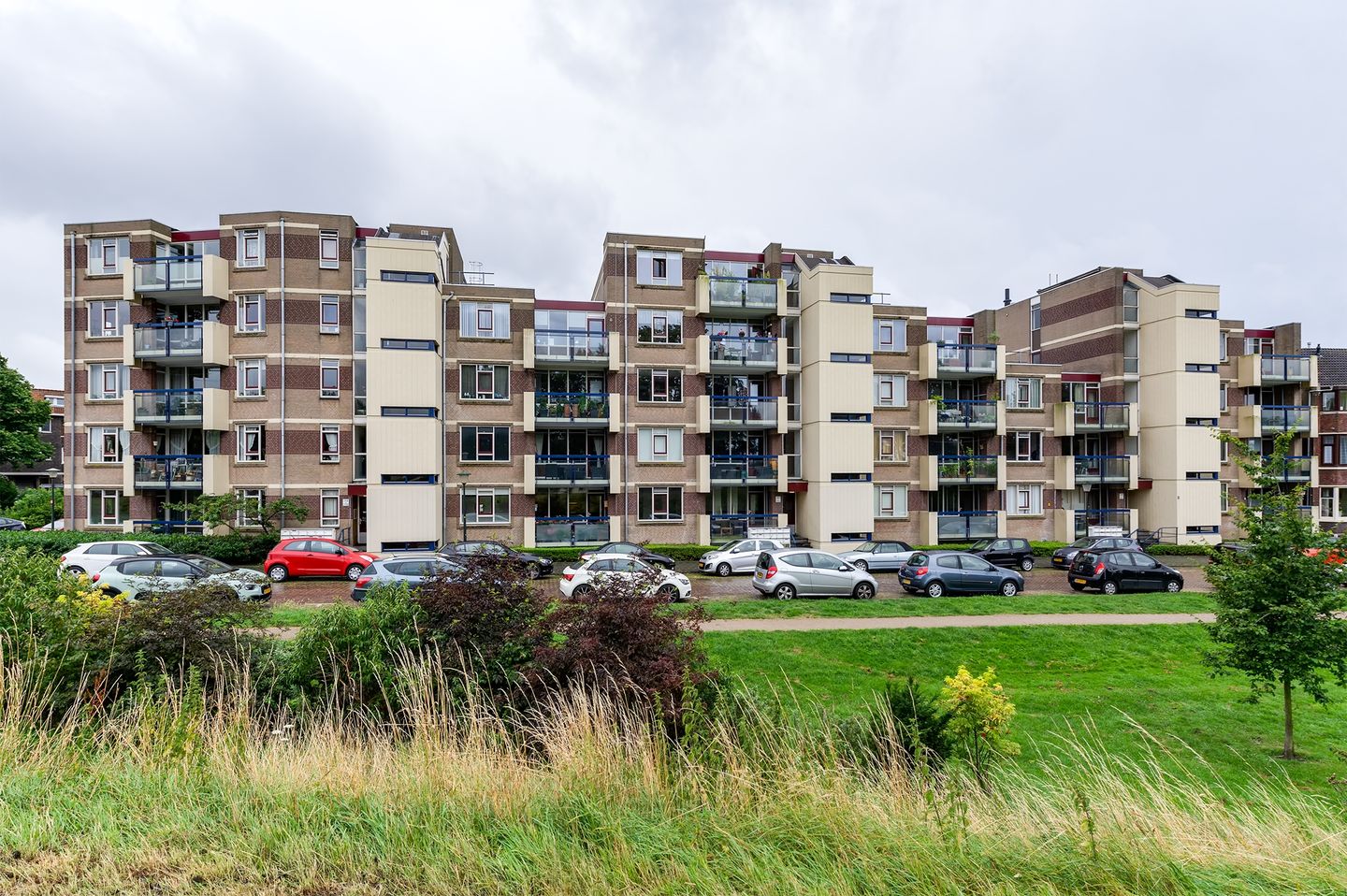 View photo 1 of Parkweg 158