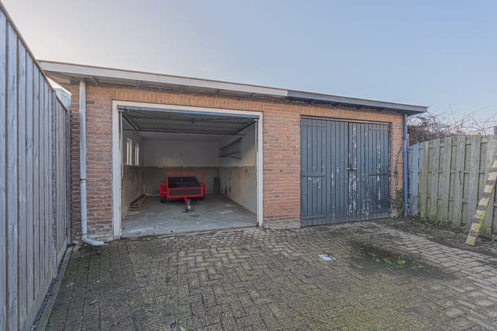 Photo 3 of M.D.de Grootstraat 93