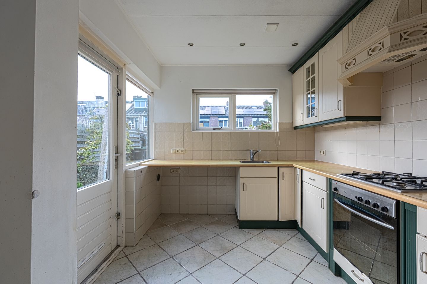 Photo 19 of M.D.de Grootstraat 93