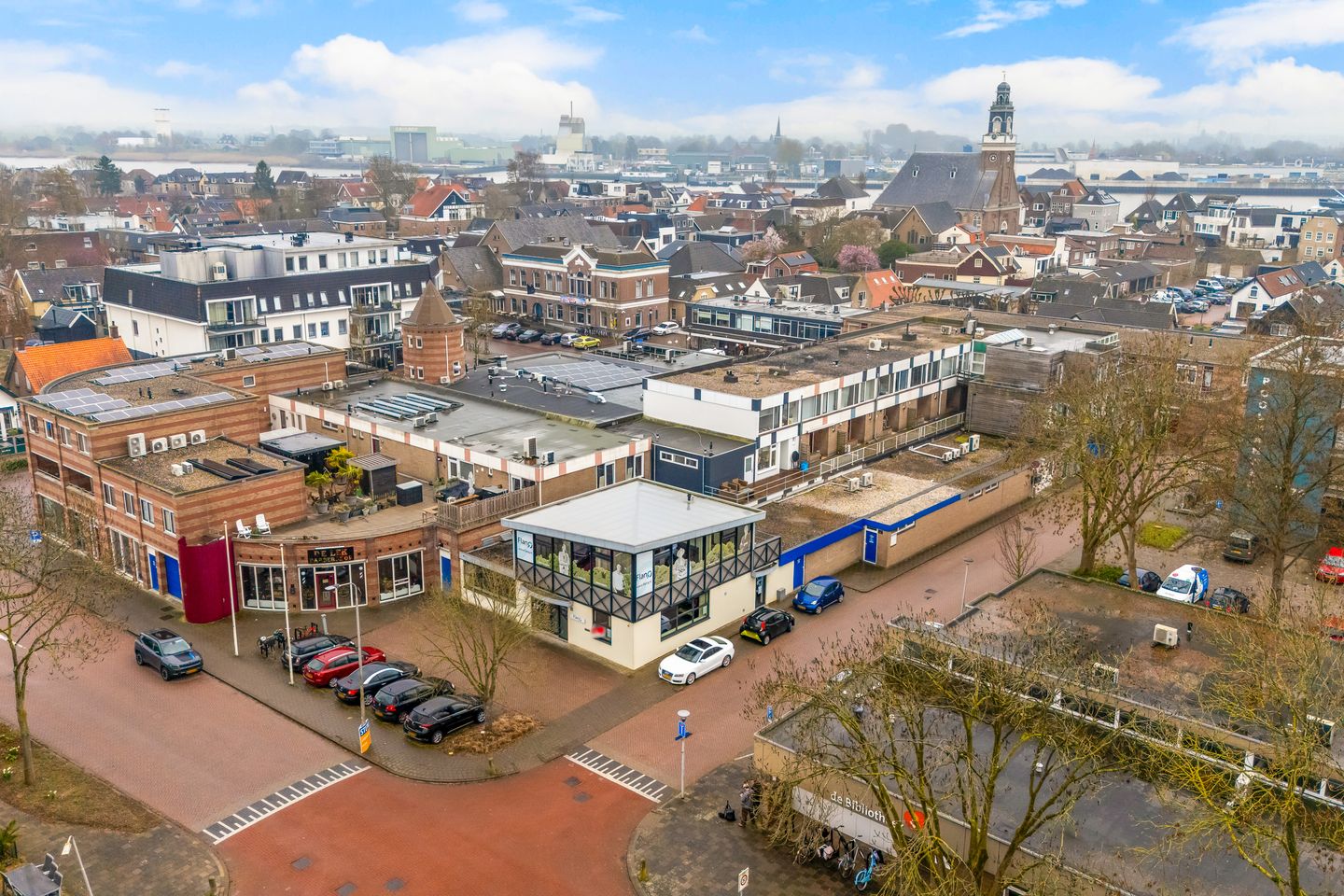 View photo 5 of Raadhuisplein 55-a