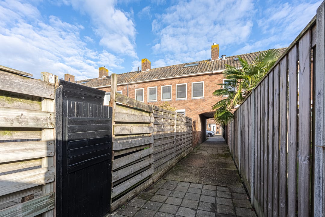 Photo 62 of M.D.de Grootstraat 93