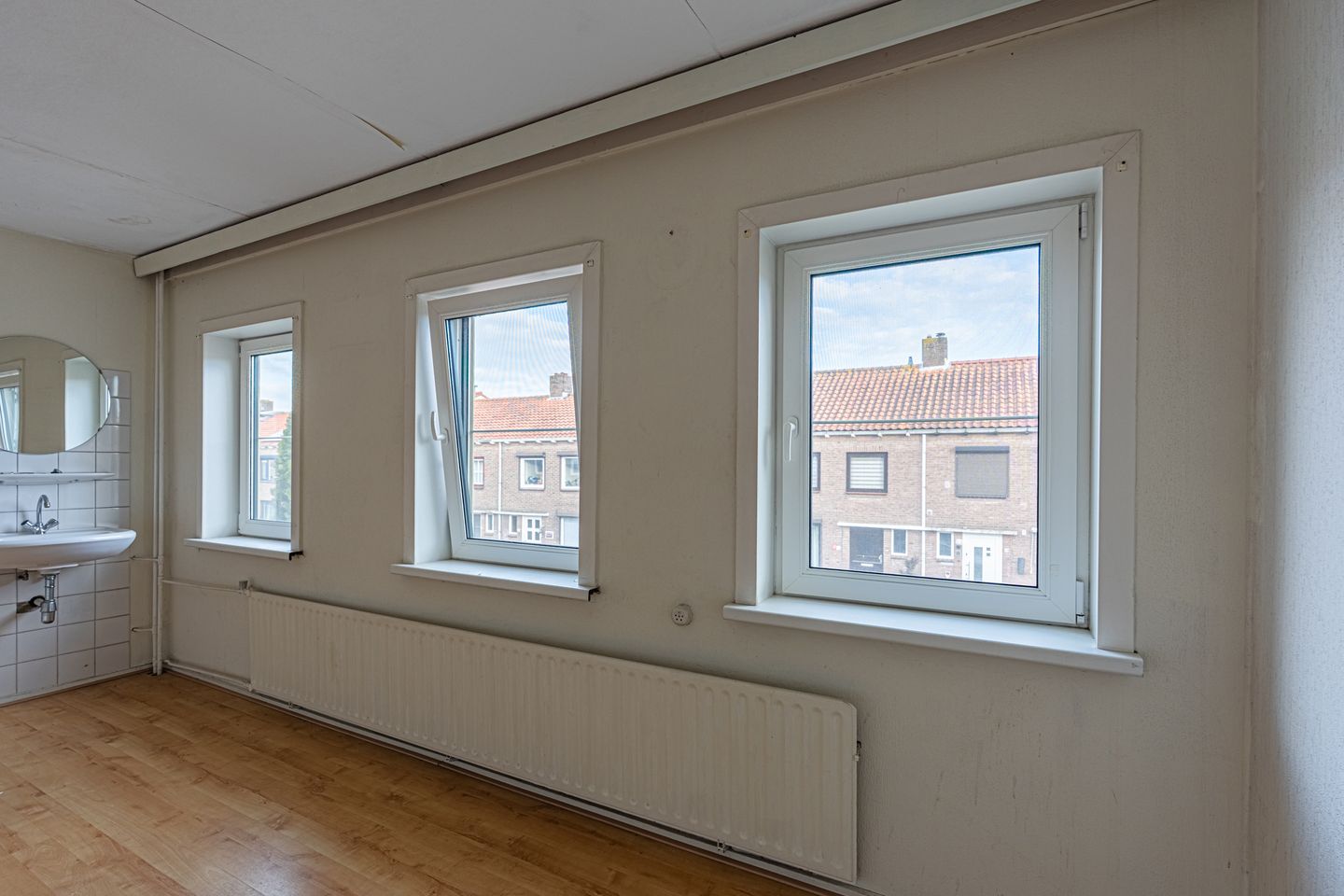 Photo 34 of M.D.de Grootstraat 93