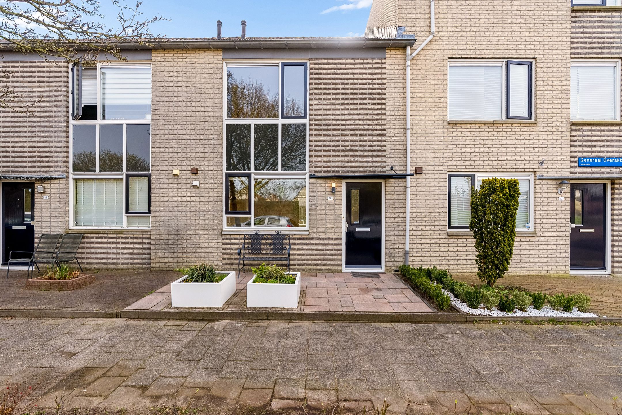 Photo 48 of Generaal Overakkerstraat 18