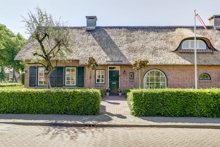 Vrijstaande woning te koop: Vaartweg 58, Dongen
