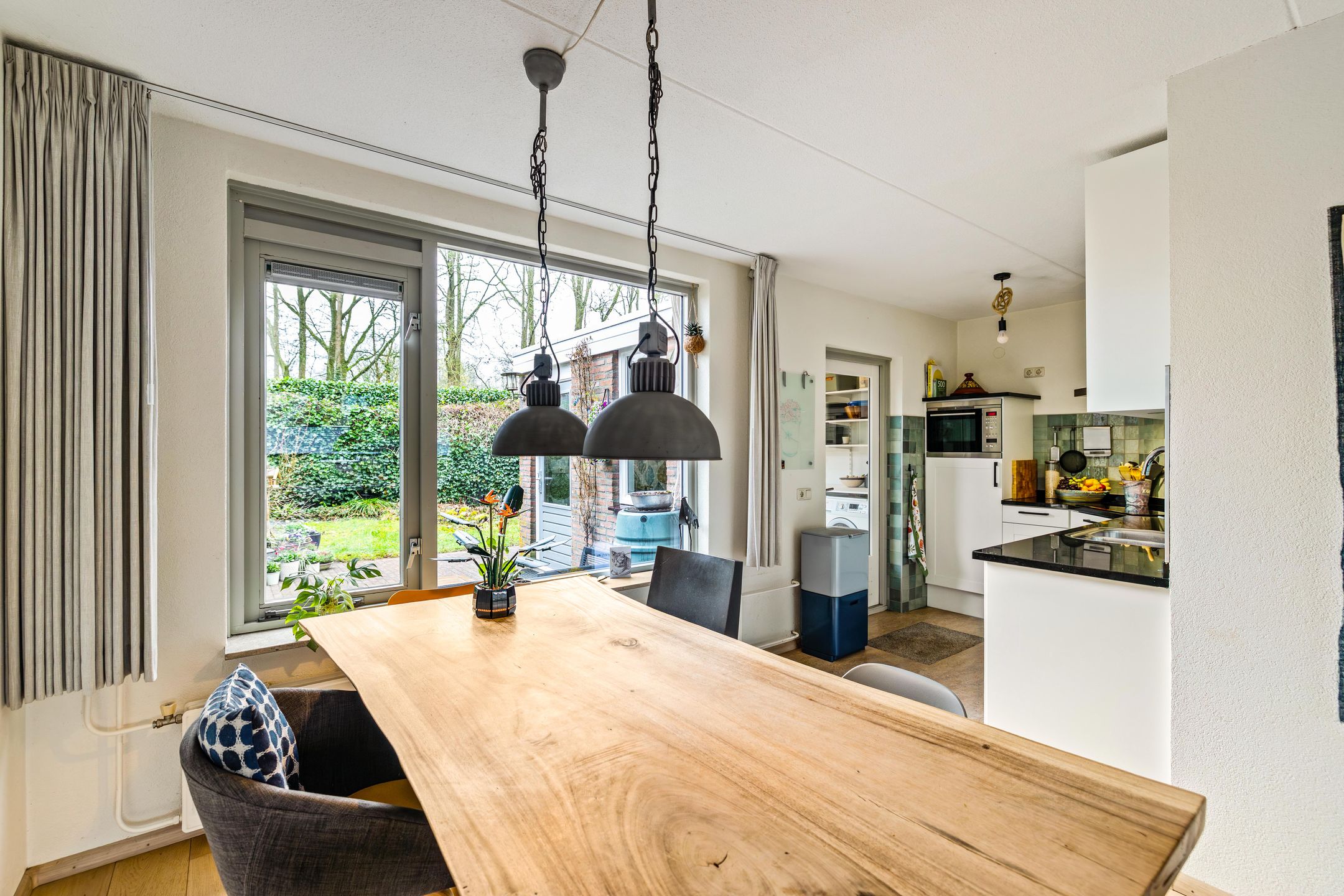 Photo 18 of Wilgenroos 40