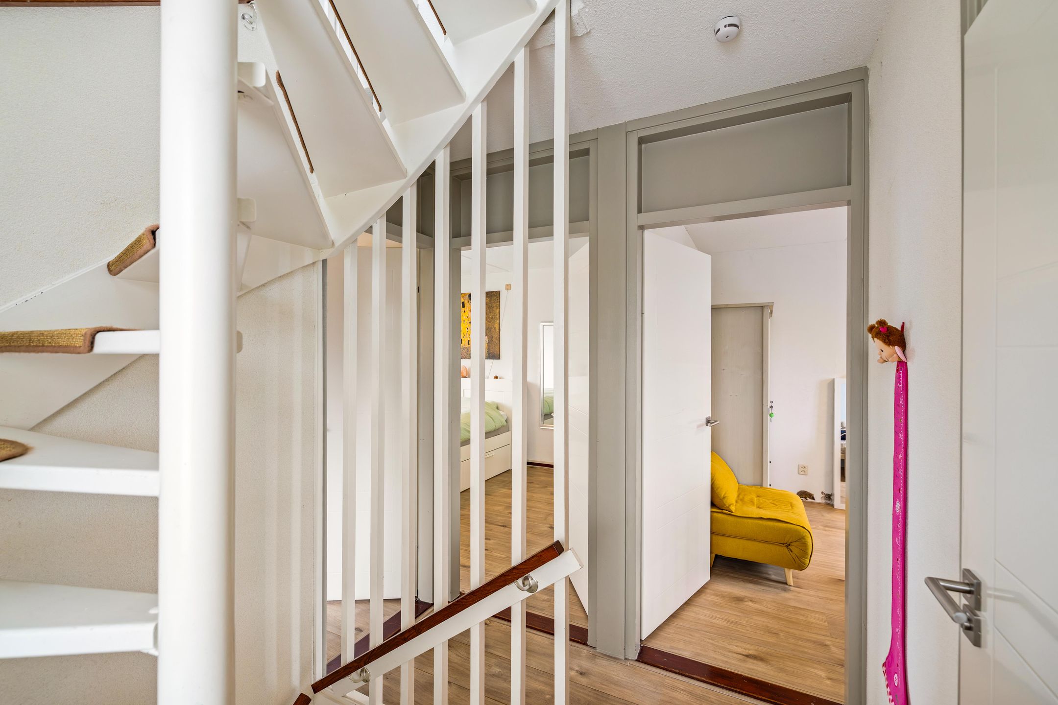 Photo 27 of Wilgenroos 40