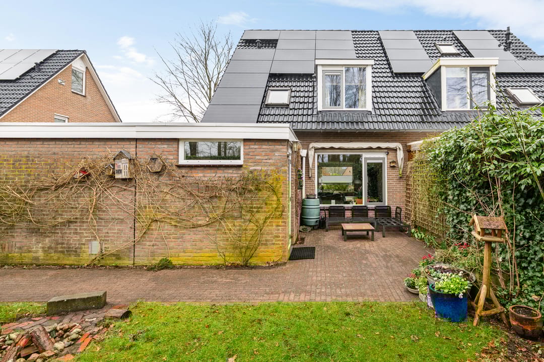 Photo 46 of Wilgenroos 40