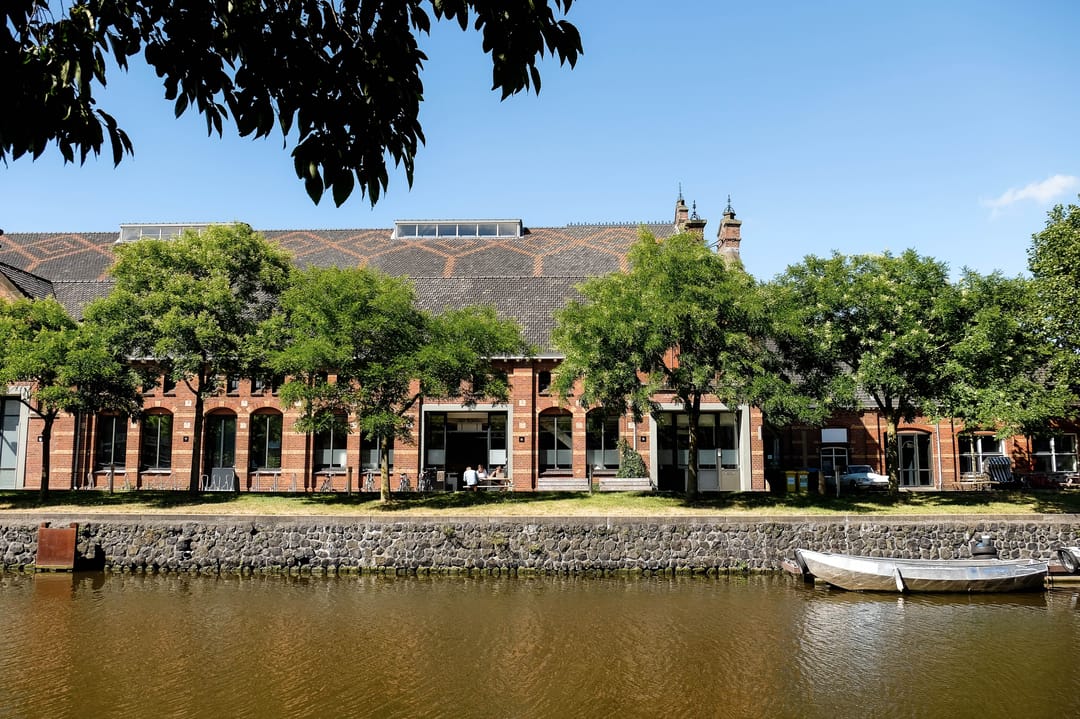 Foto 22 van De Wittenstraat 49-2