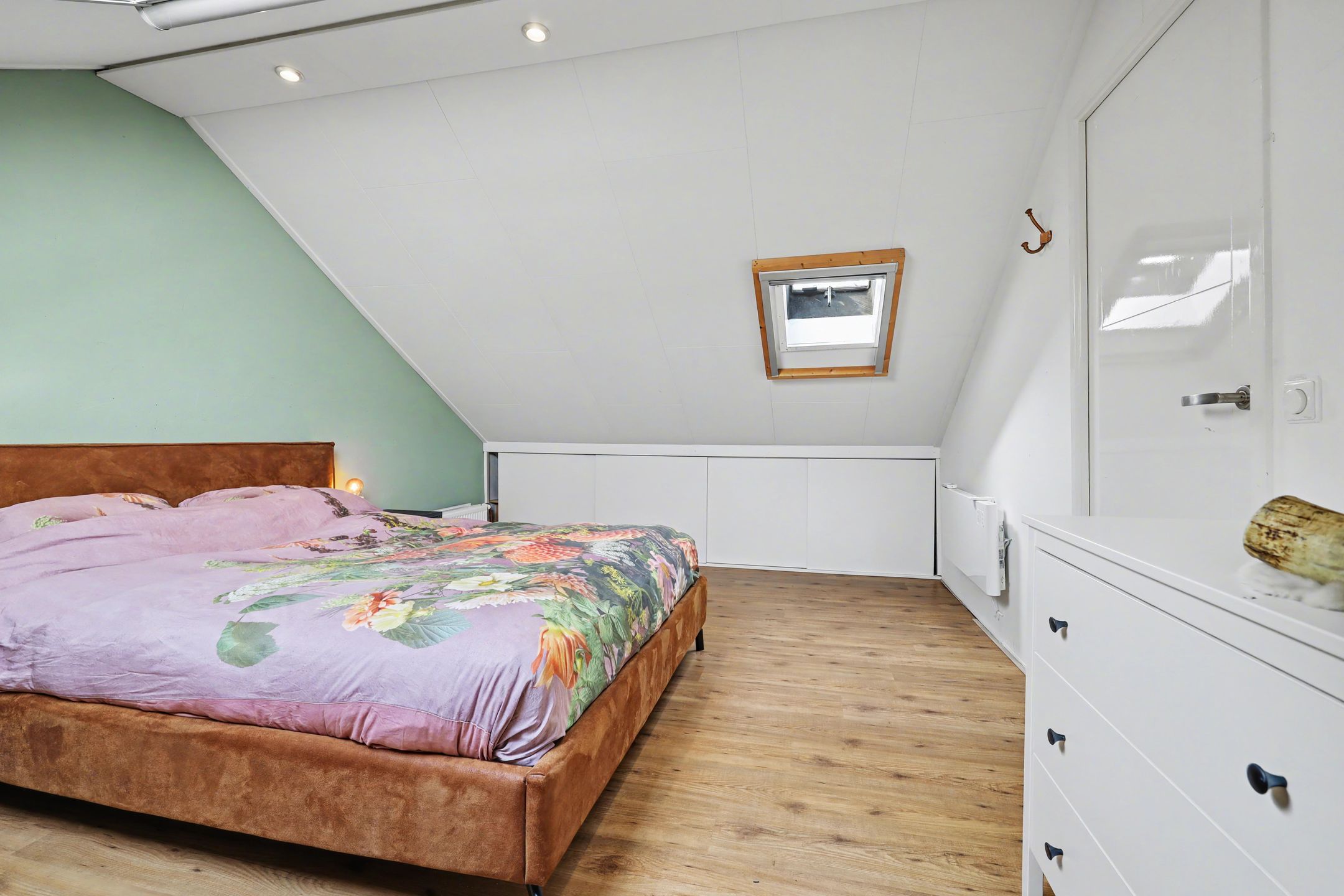 Foto 21 van Jan Roeststraat 4