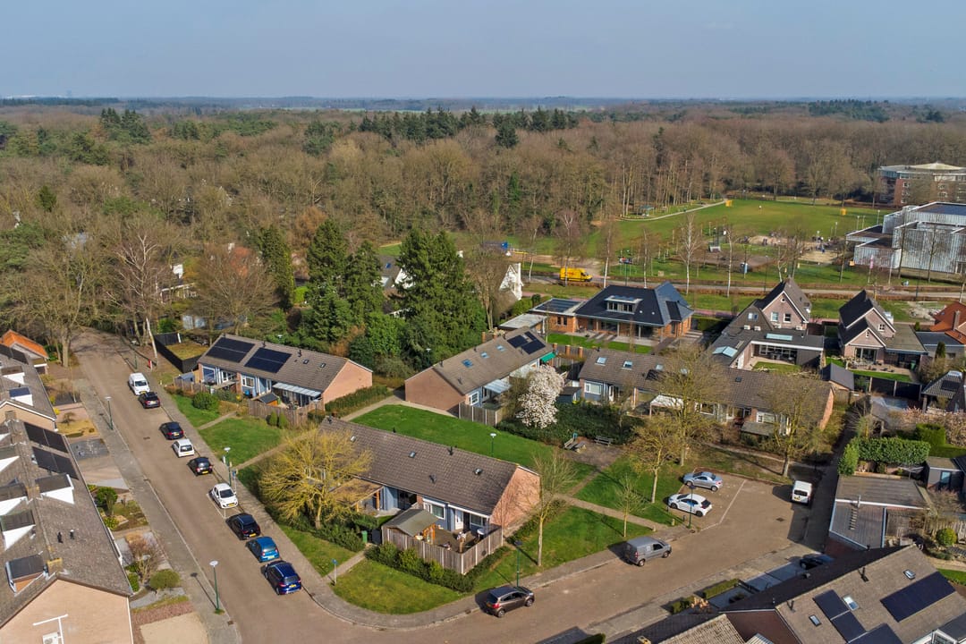 Foto 38 van Jan Roeststraat 4