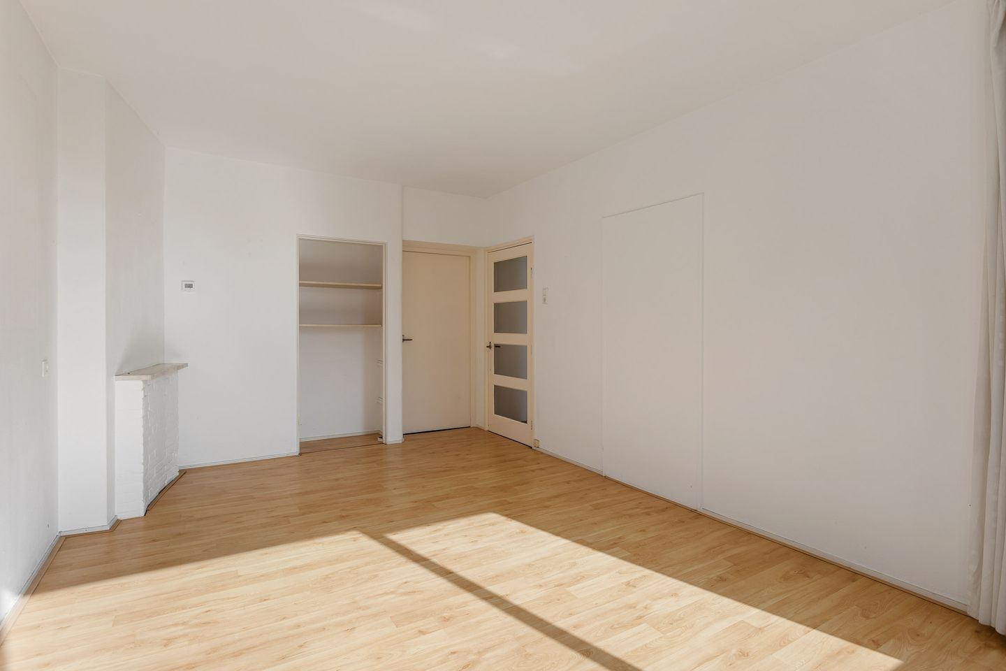 Photo 10 of Van Musschenbroekstraat 60-1