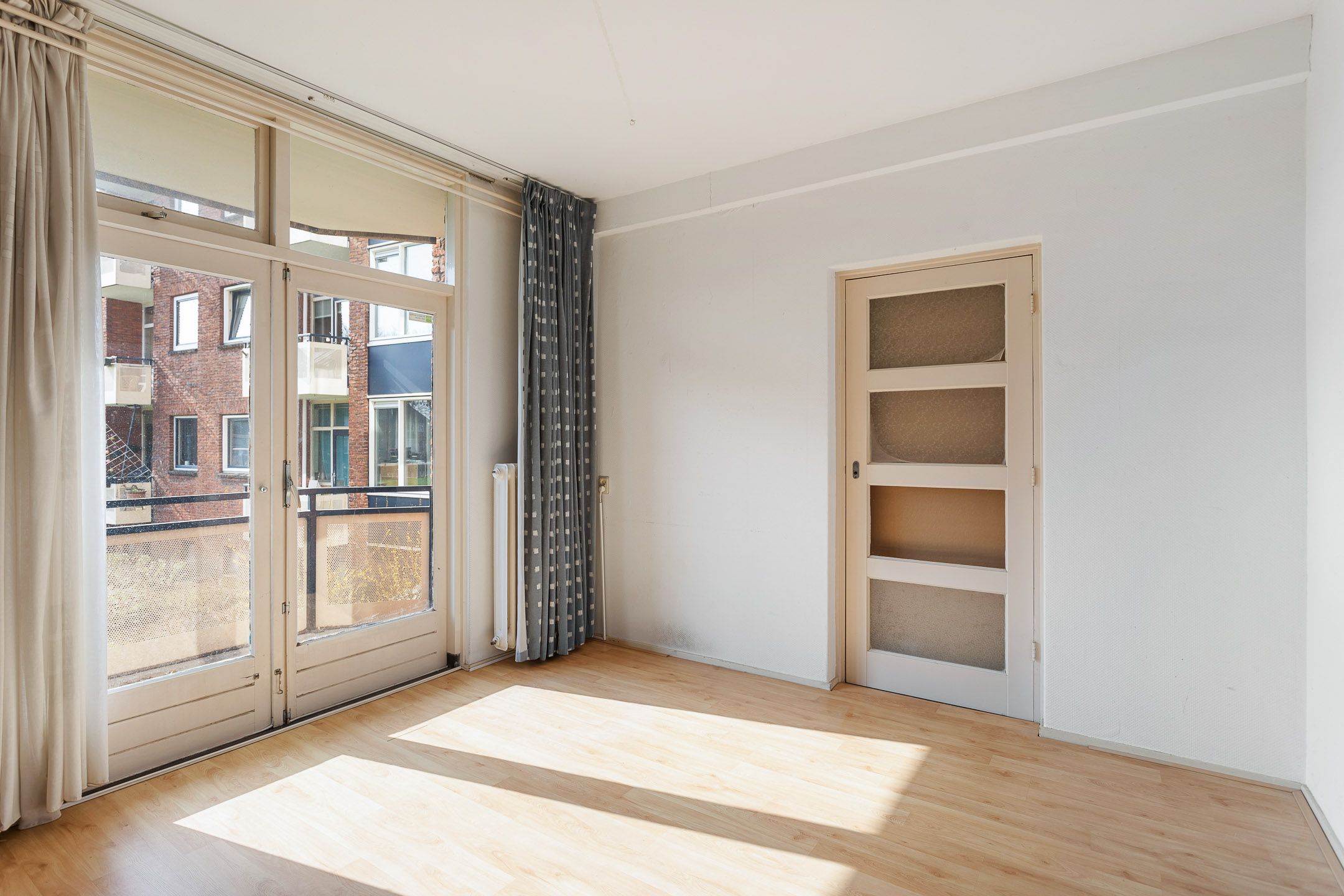 Photo 15 of Van Musschenbroekstraat 60-1