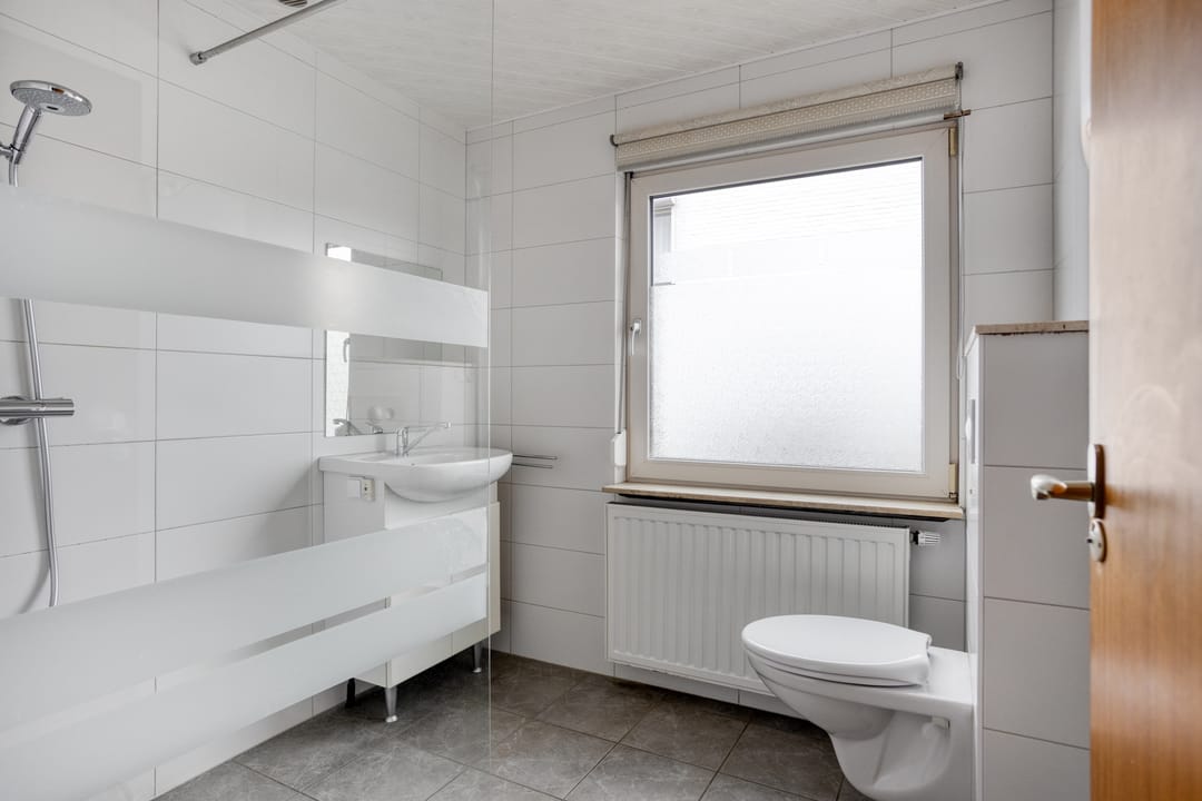 Photo 23 of Kloosterweg 11-A