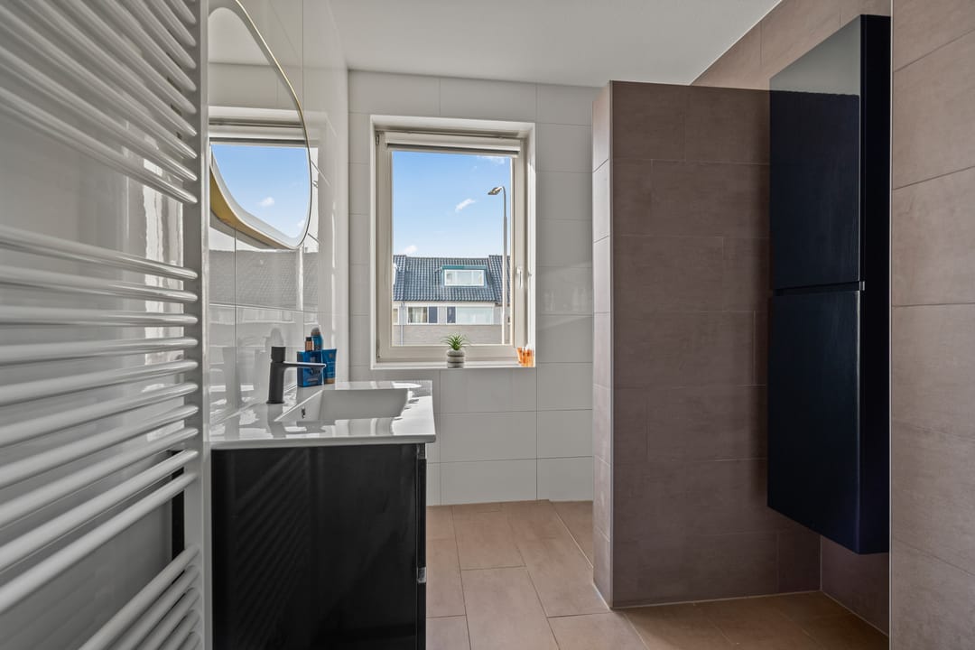 Photo 37 of Operaweg 24