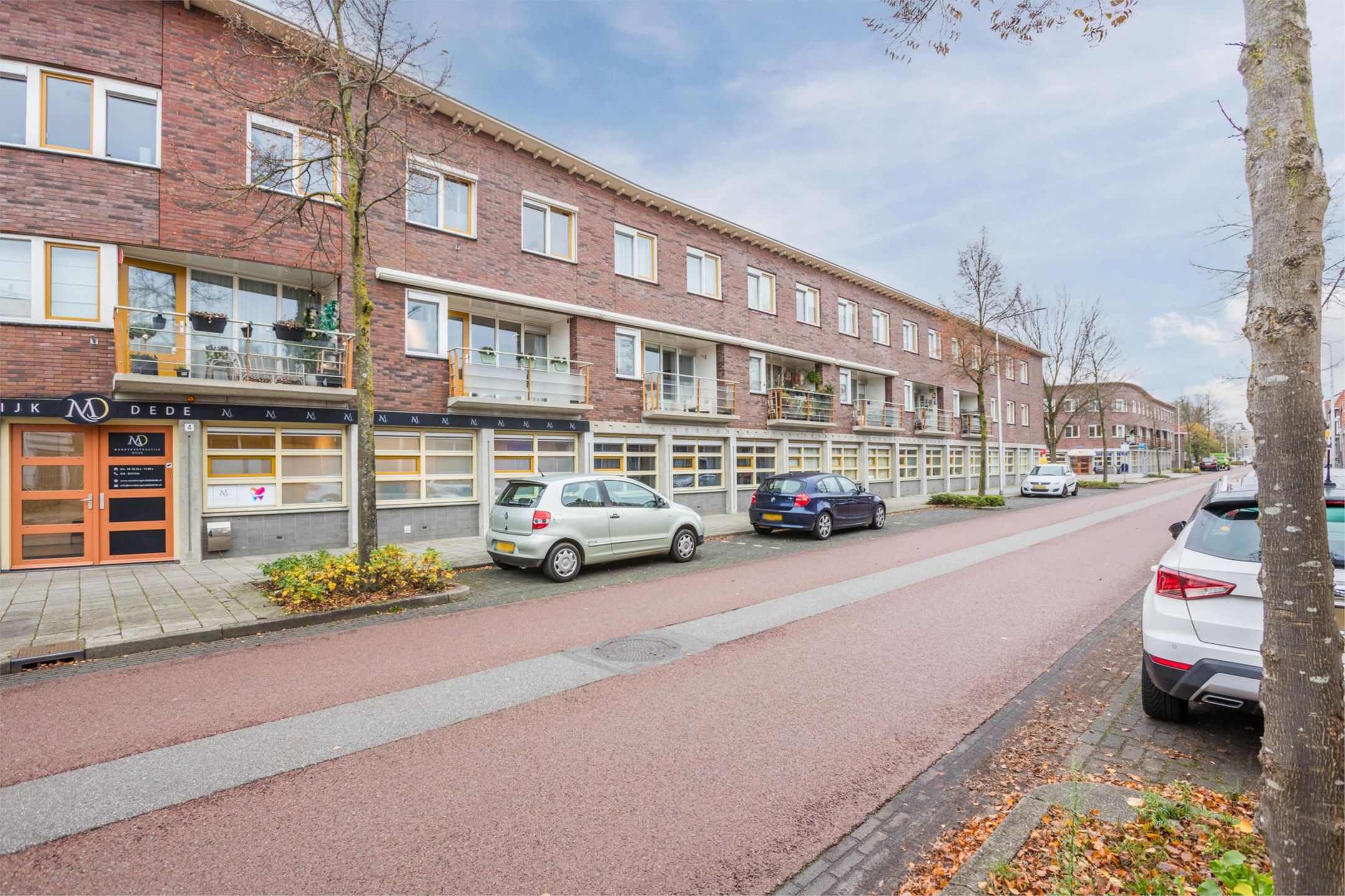 Photo 6 of Van der Helststraat 4