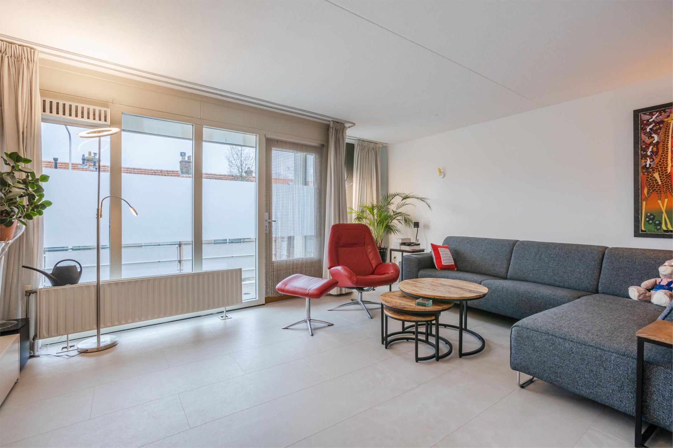 Photo 21 of Van der Helststraat 4