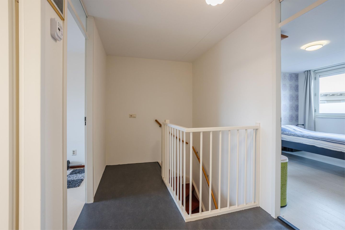 Photo 34 of Van der Helststraat 4