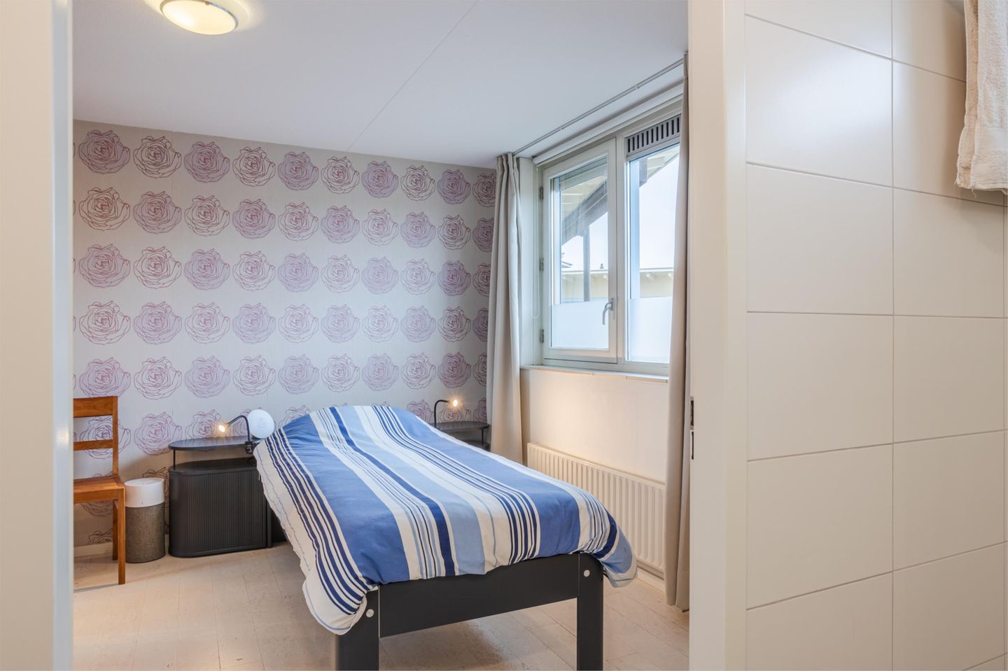 Photo 40 of Van der Helststraat 4