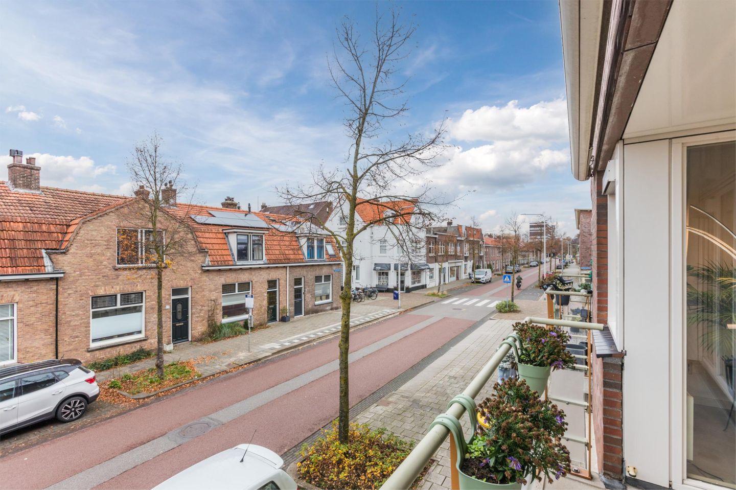 Photo 50 of Van der Helststraat 4