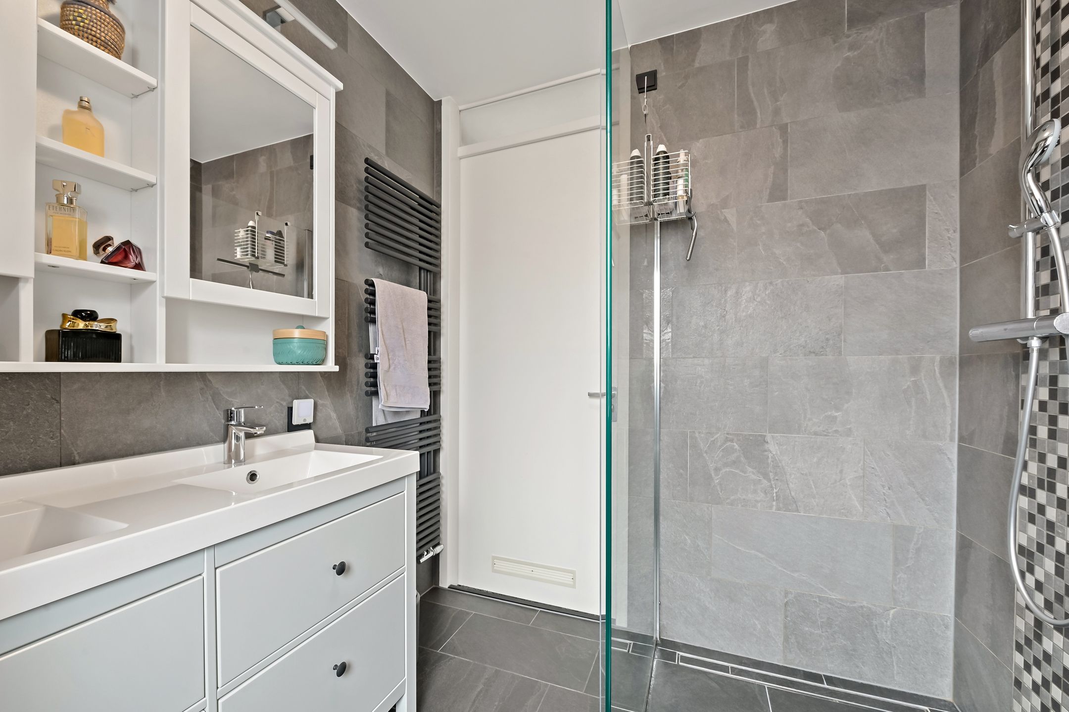 Photo 15 of Snavelbies 3