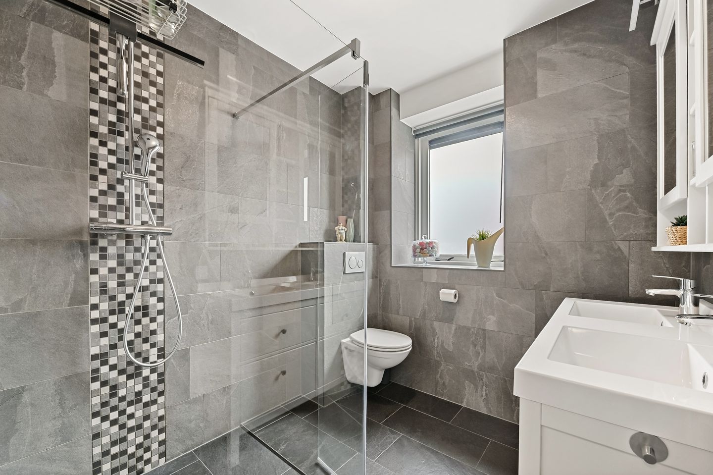 Photo 14 of Snavelbies 3