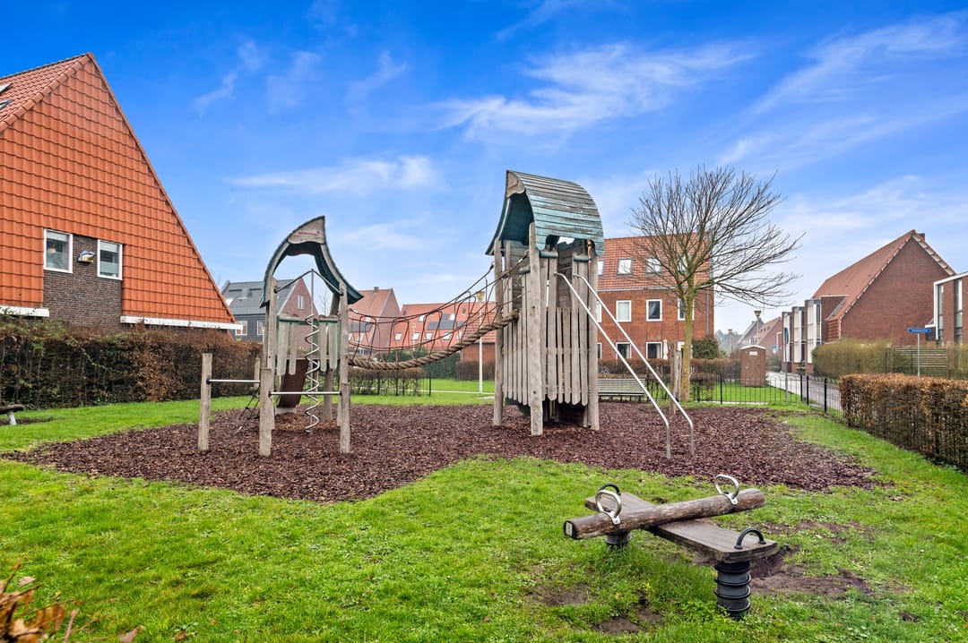 Photo 46 of Snavelbies 3