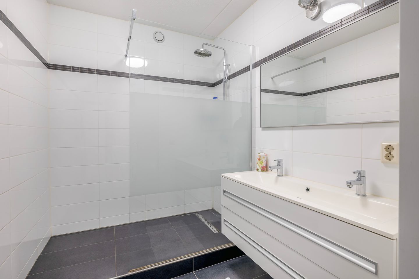 Photo 29 of Griendwerkerstraat 27