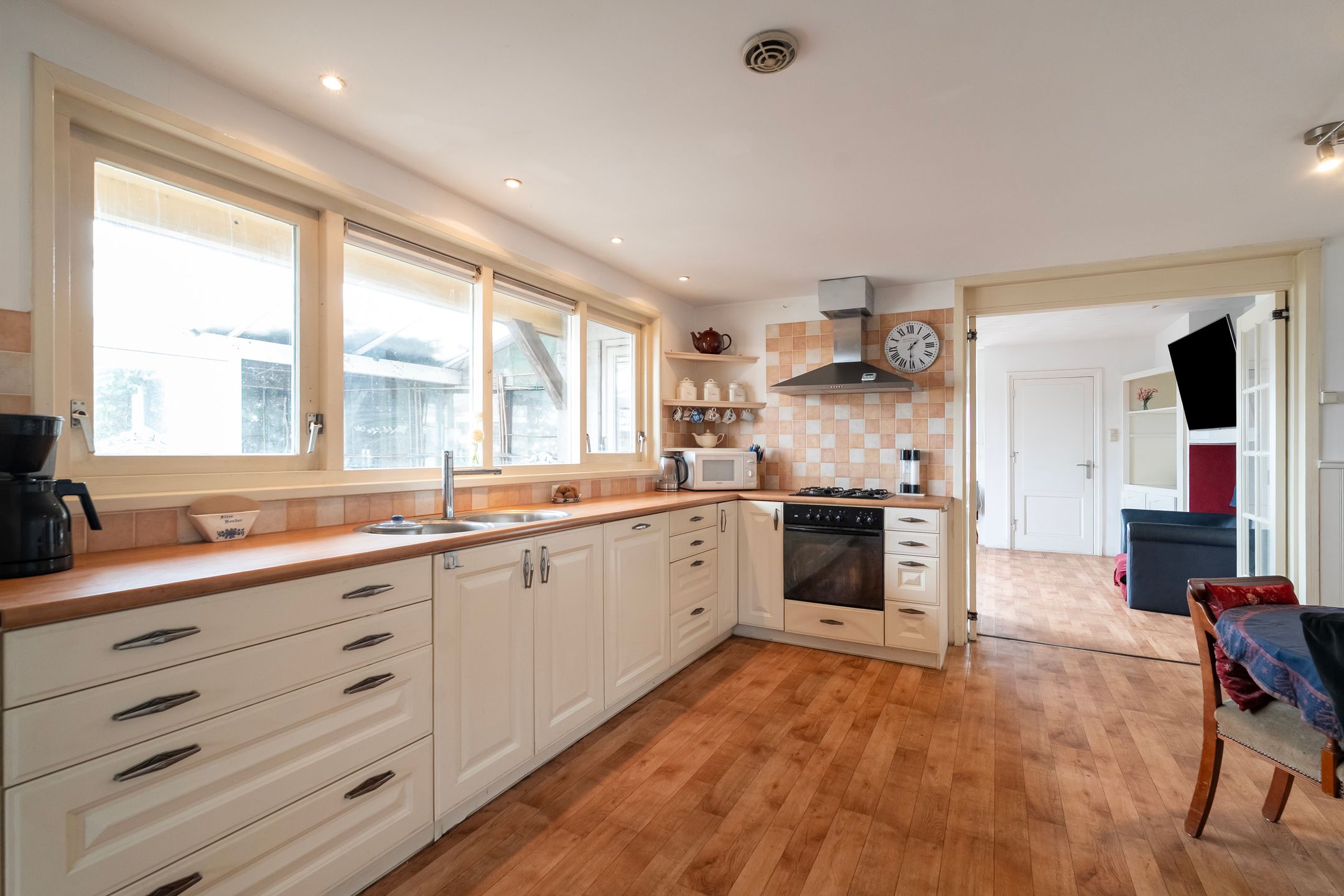 Photo 15 of Oostoeverweg 3