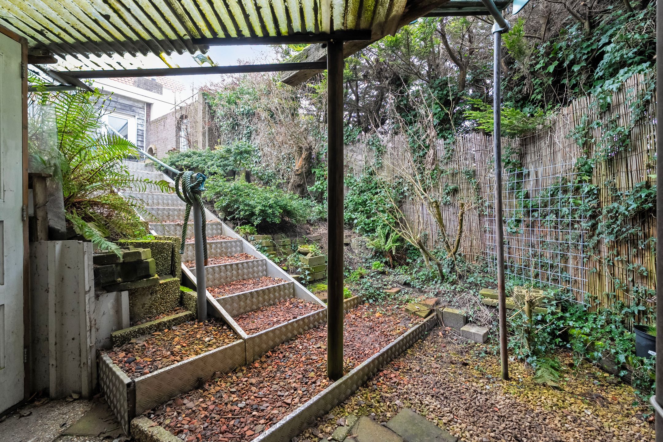 Photo 42 of Oostoeverweg 3