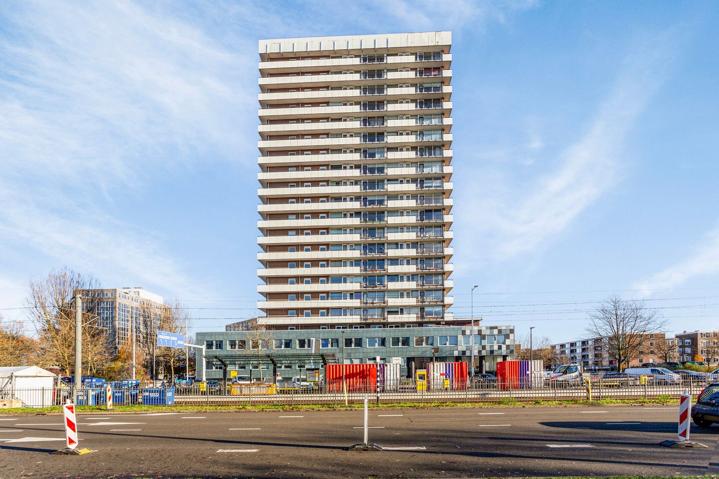 Foto 25 van Van Weerden Poelmanlaan 190