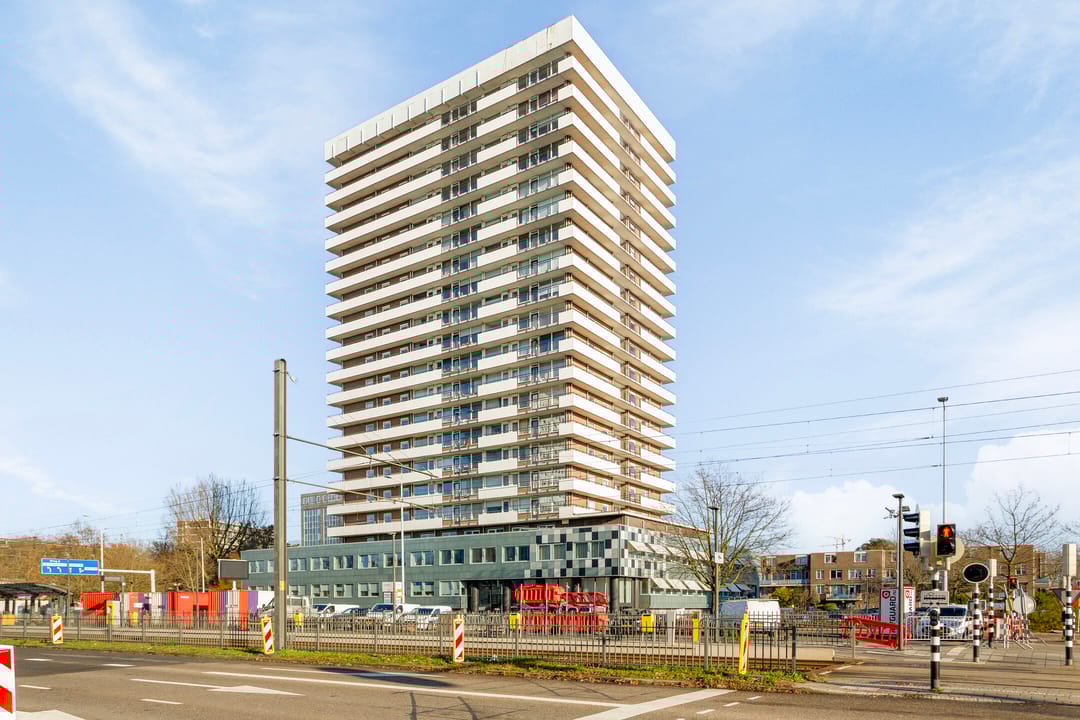 Foto 26 van Van Weerden Poelmanlaan 190