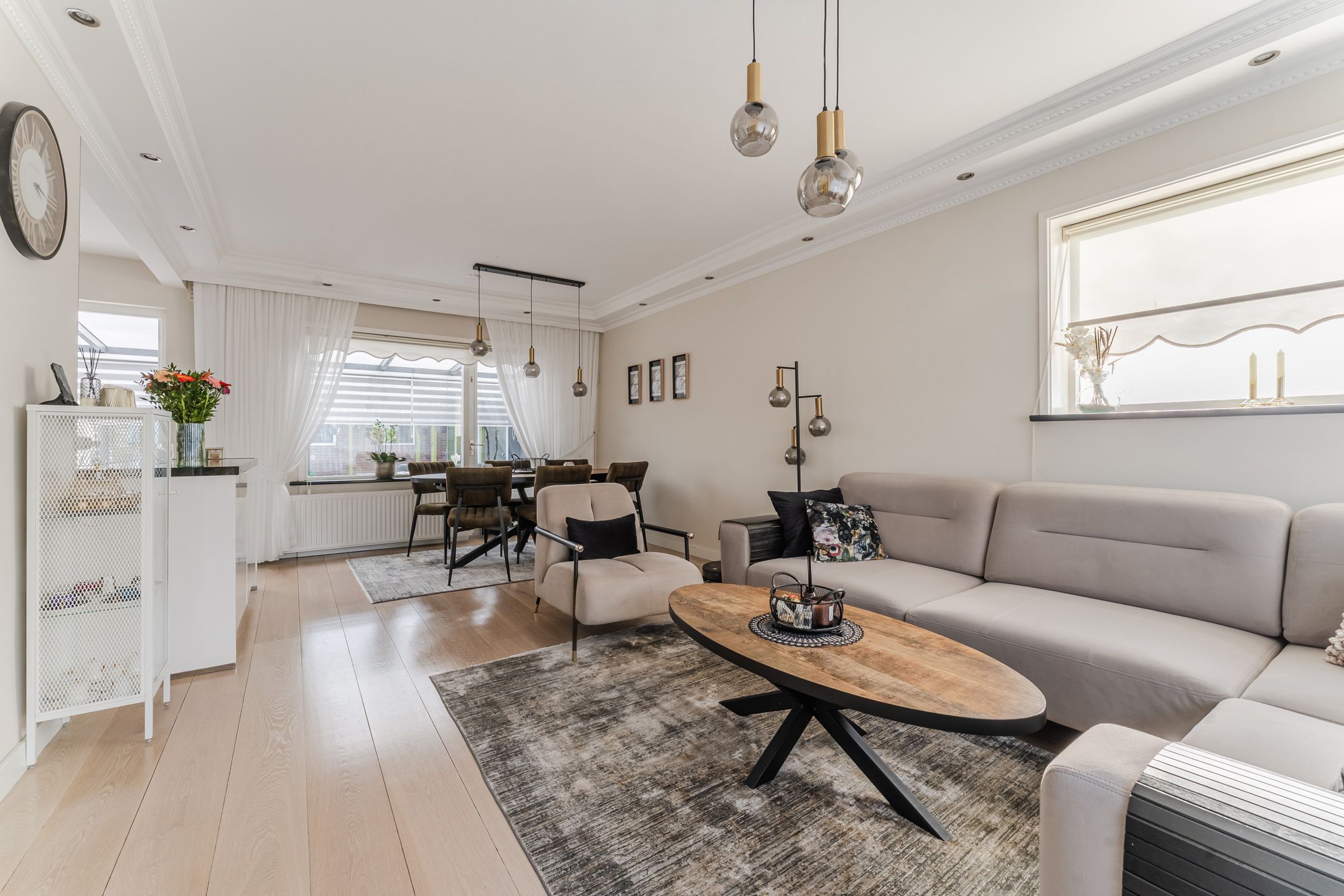 Foto 9 van Veldbloemenweg 10