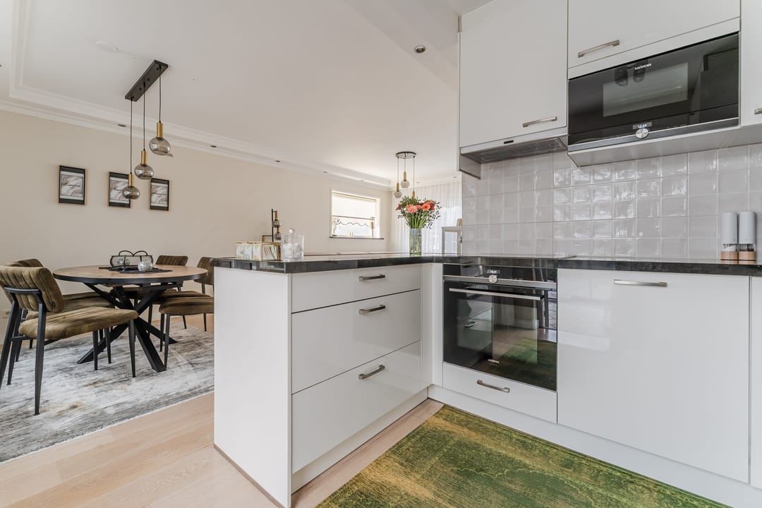 Foto 16 van Veldbloemenweg 10