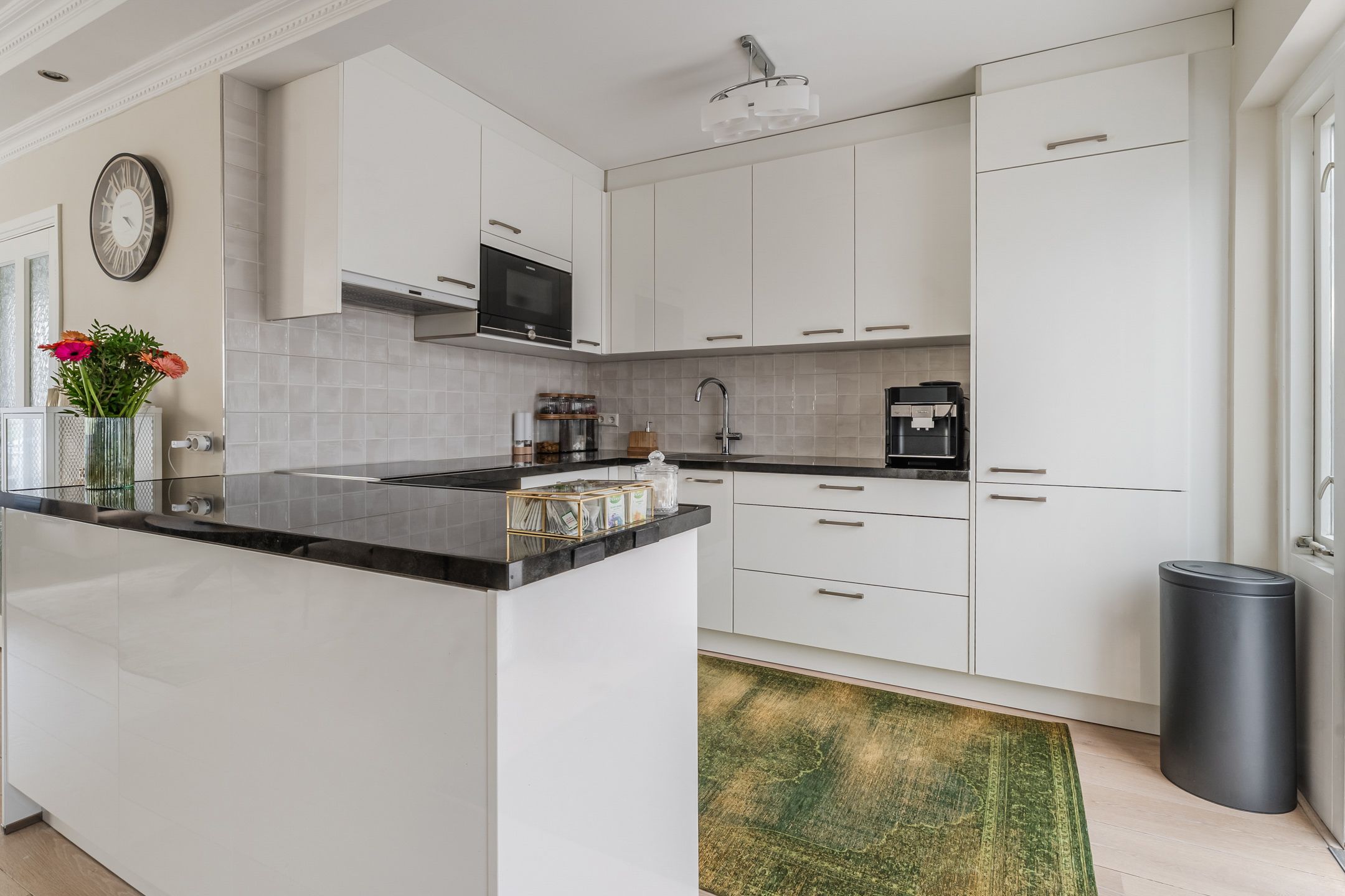 Foto 18 van Veldbloemenweg 10