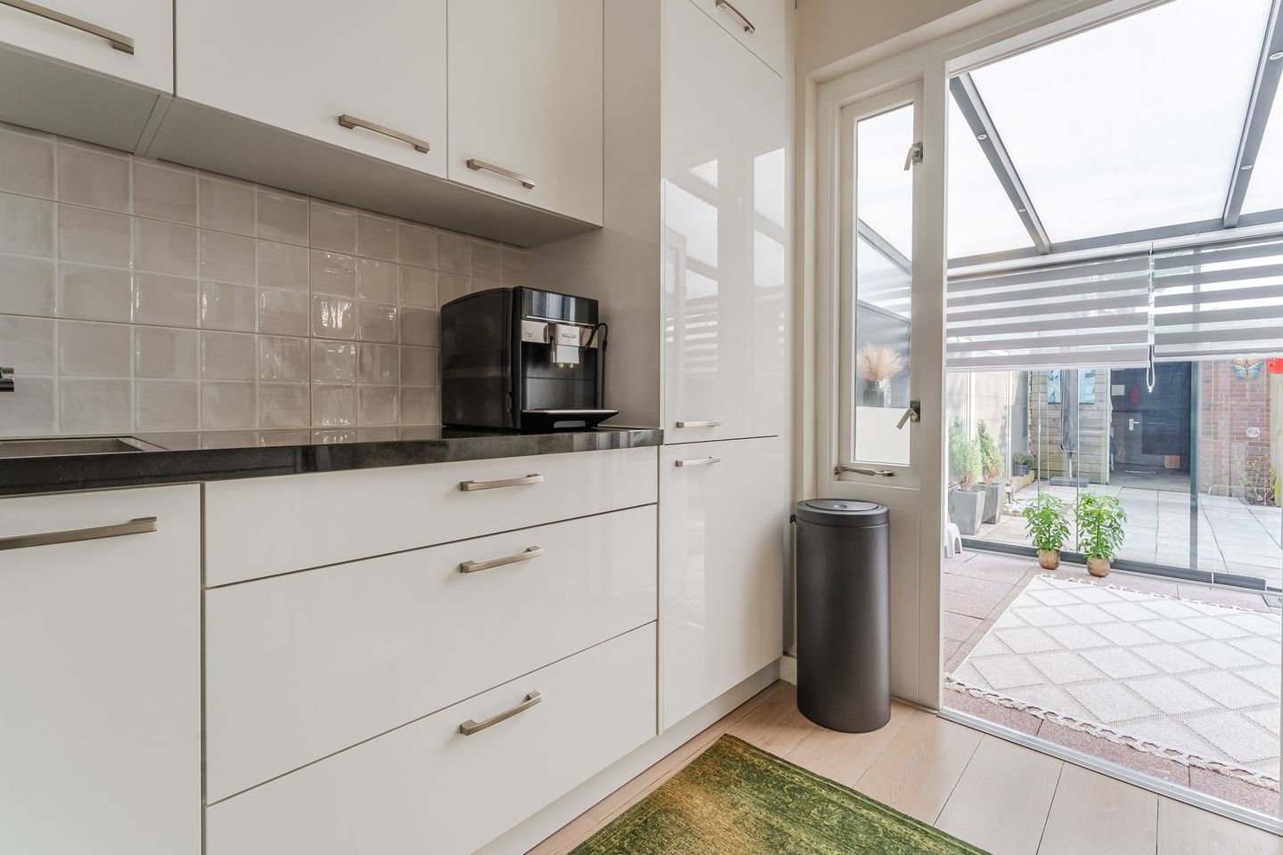 Foto 19 van Veldbloemenweg 10