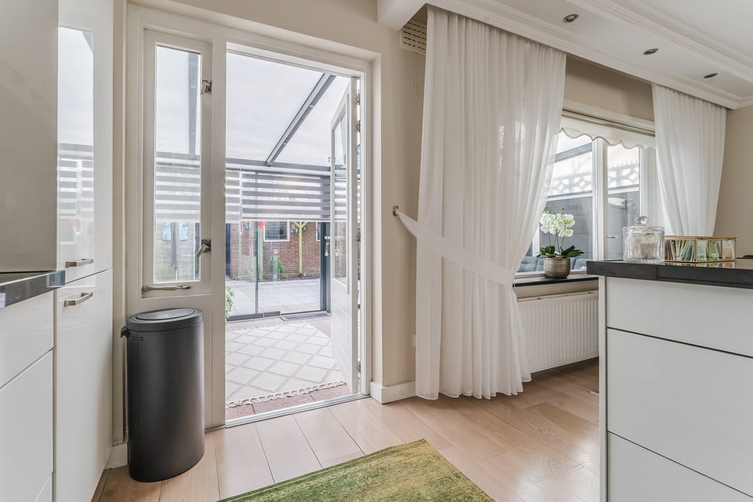 Foto 22 van Veldbloemenweg 10