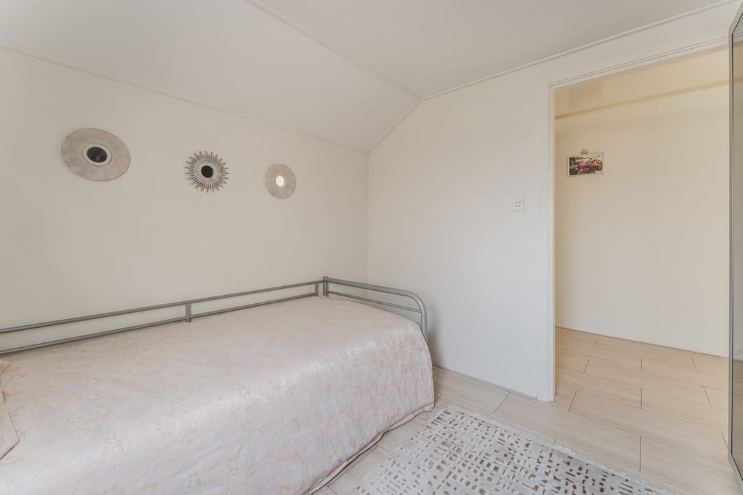 Foto 41 van Veldbloemenweg 10