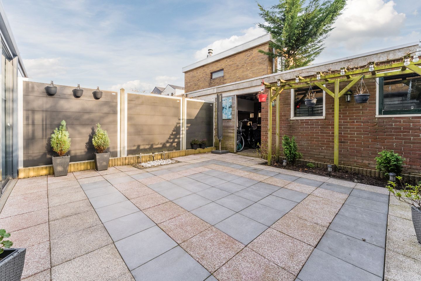 Foto 59 van Veldbloemenweg 10