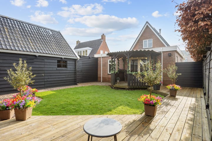 Photo 4 of Haersma de Withstraat 9