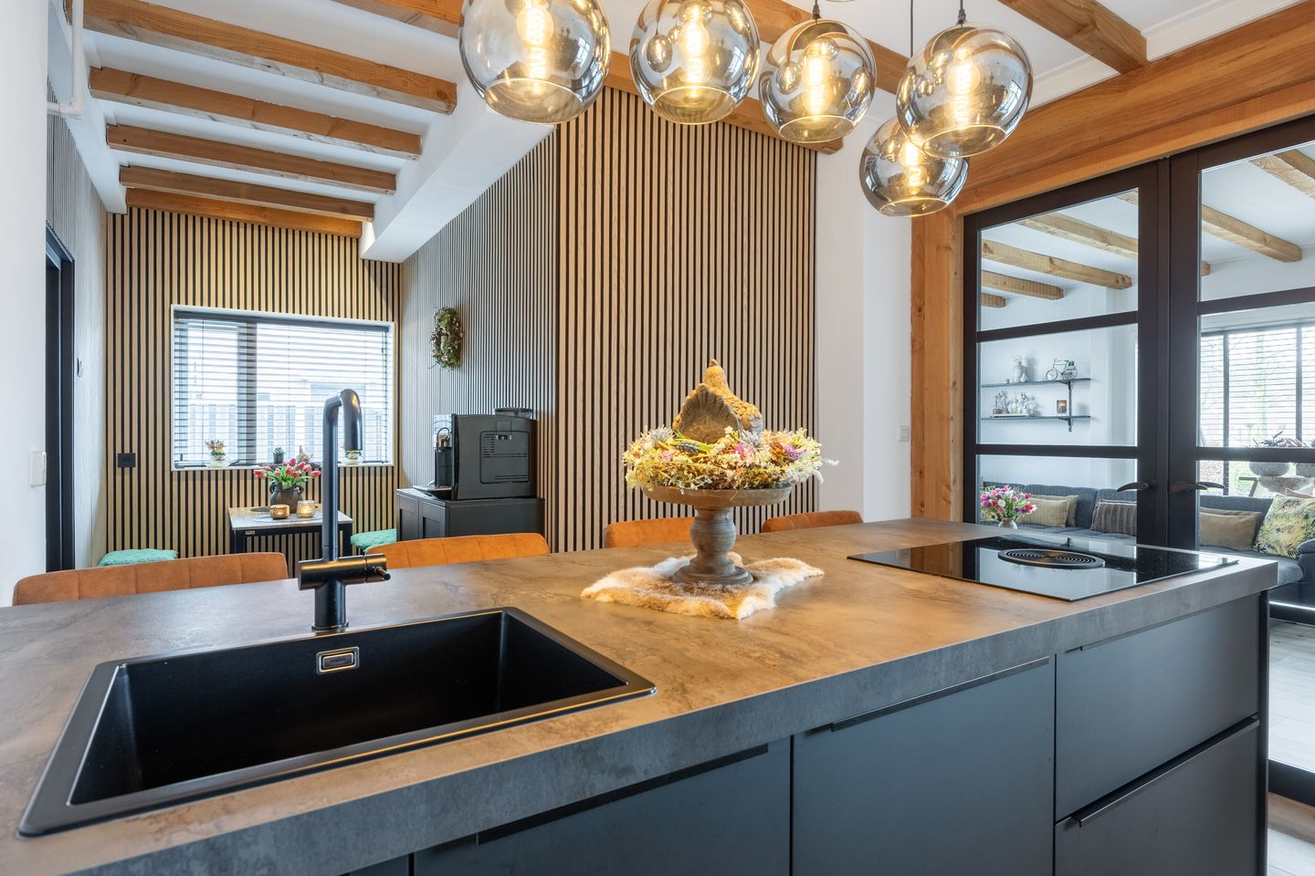 Photo 14 of Haersma de Withstraat 9