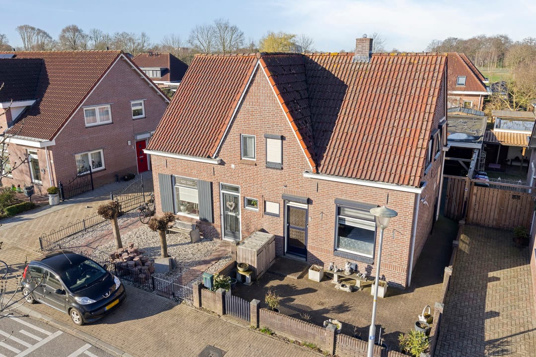 Foto 41 van Voorstsestraat 6