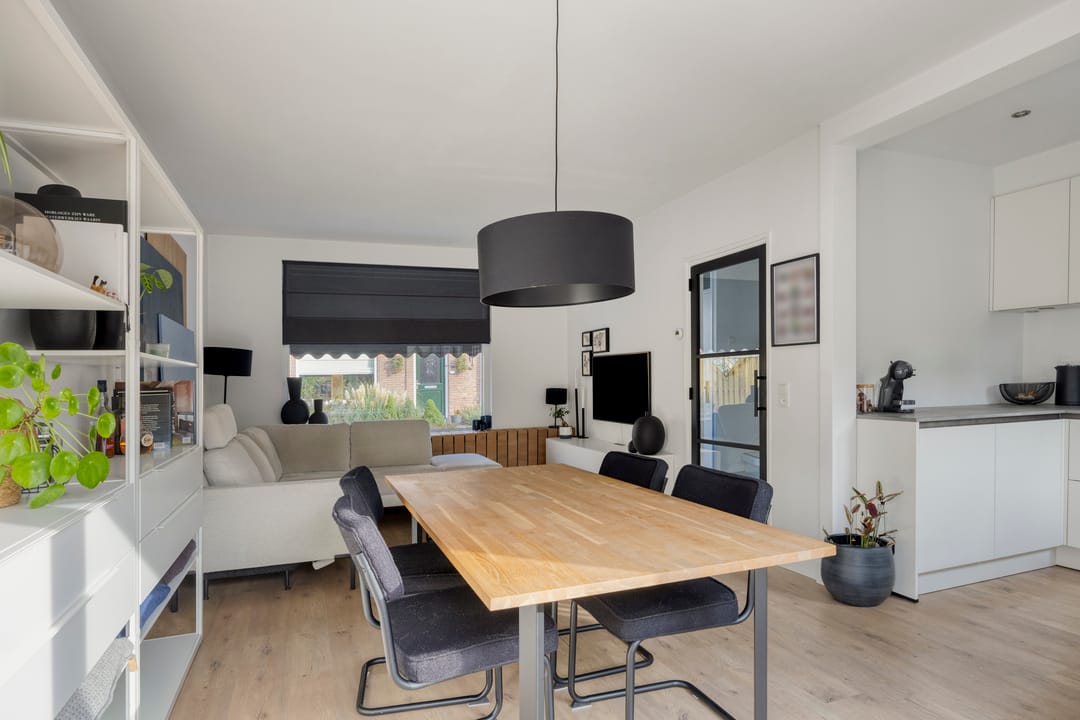 Photo 7 of Witbloemstraat 8