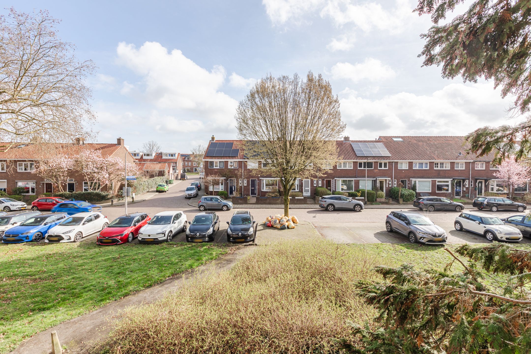 Photo 12 of Wolfstraat 126