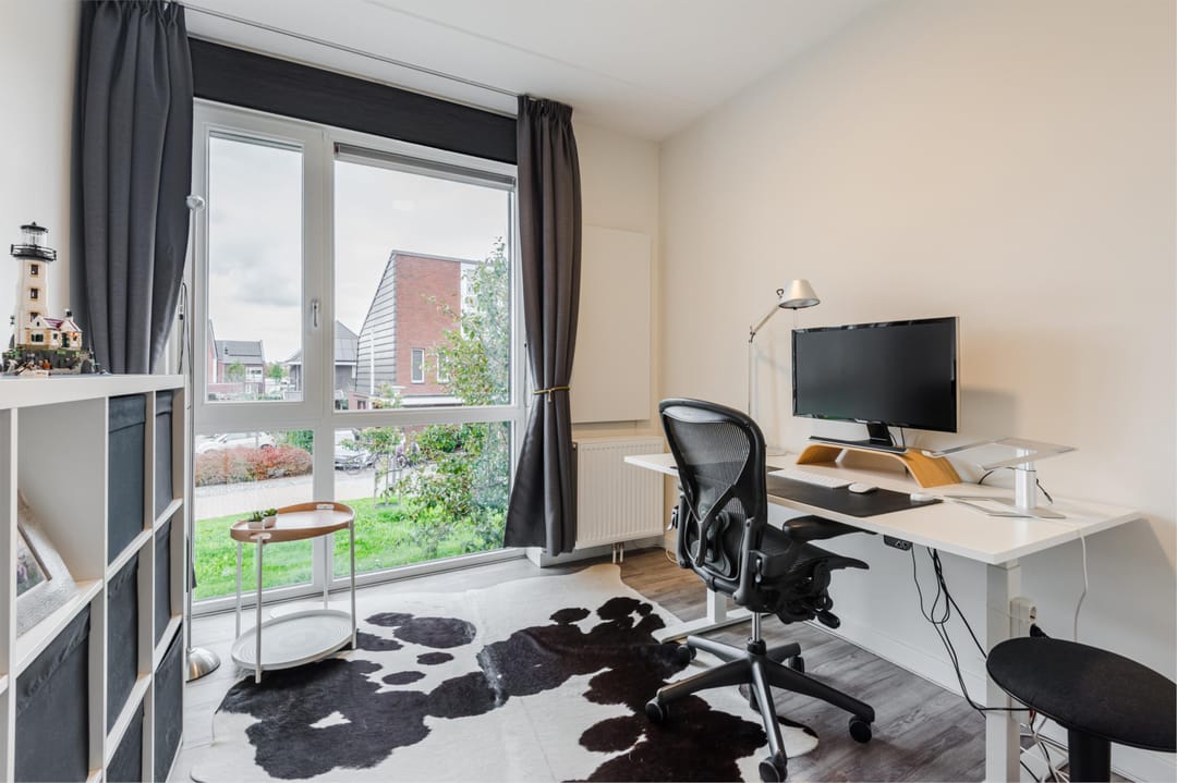 Energy-efficient terraced house with 3 bedrooms and city heating — 12