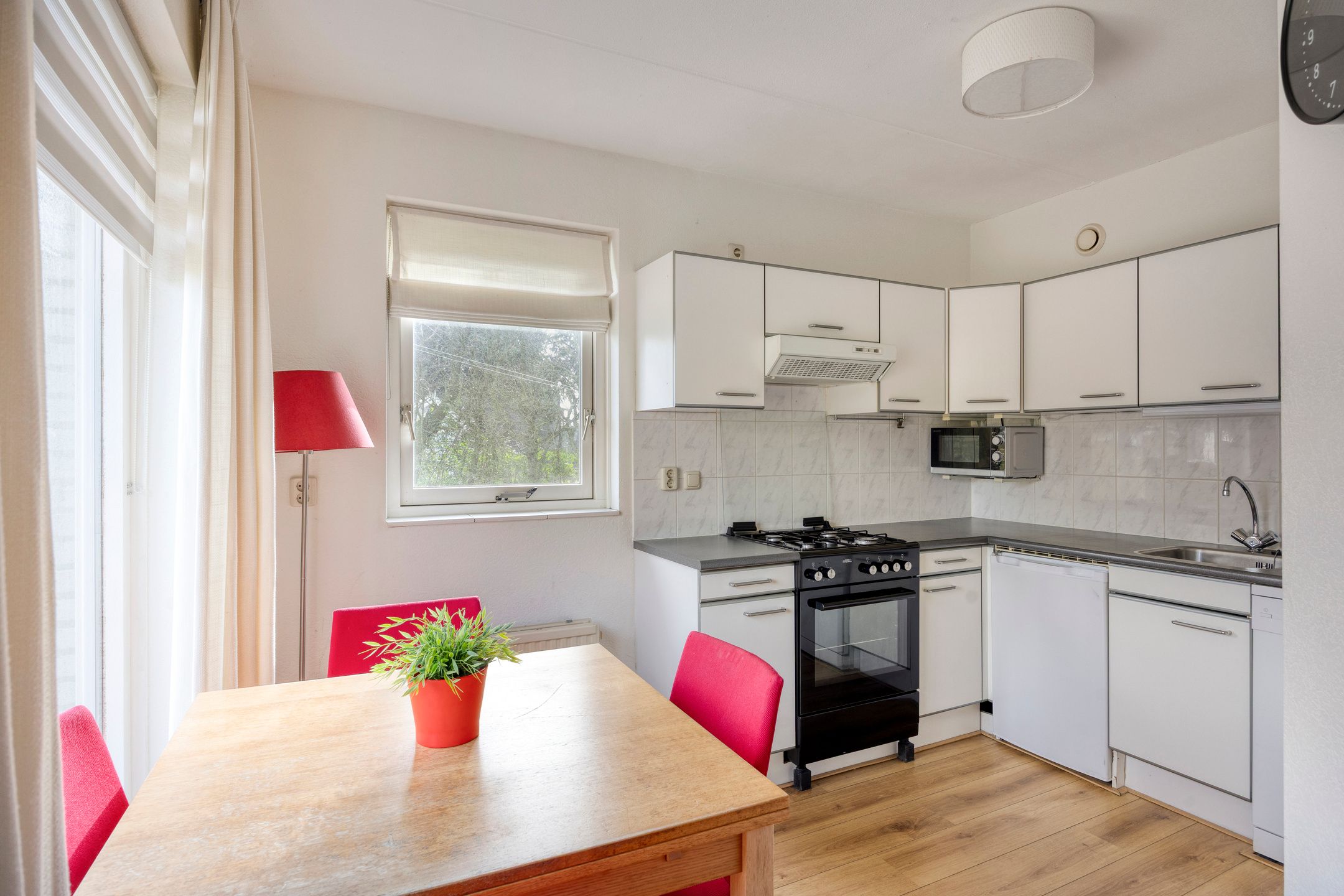 Photo 15 of De Witte Raaflaan 109